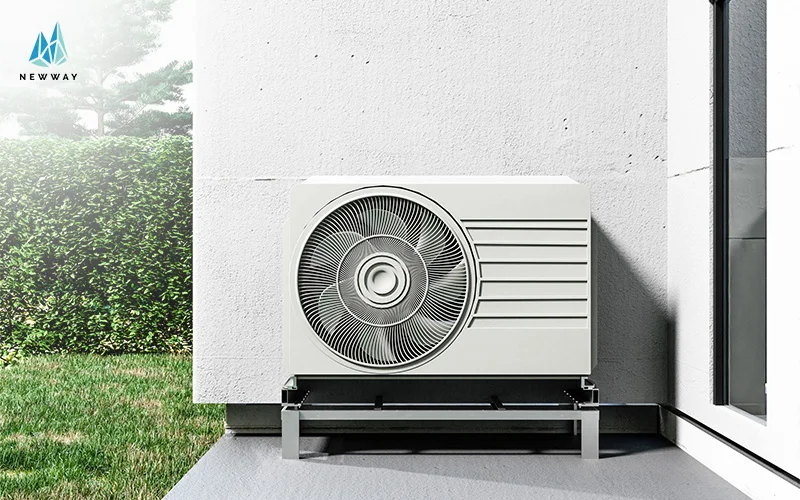 Securely mounted air conditioner